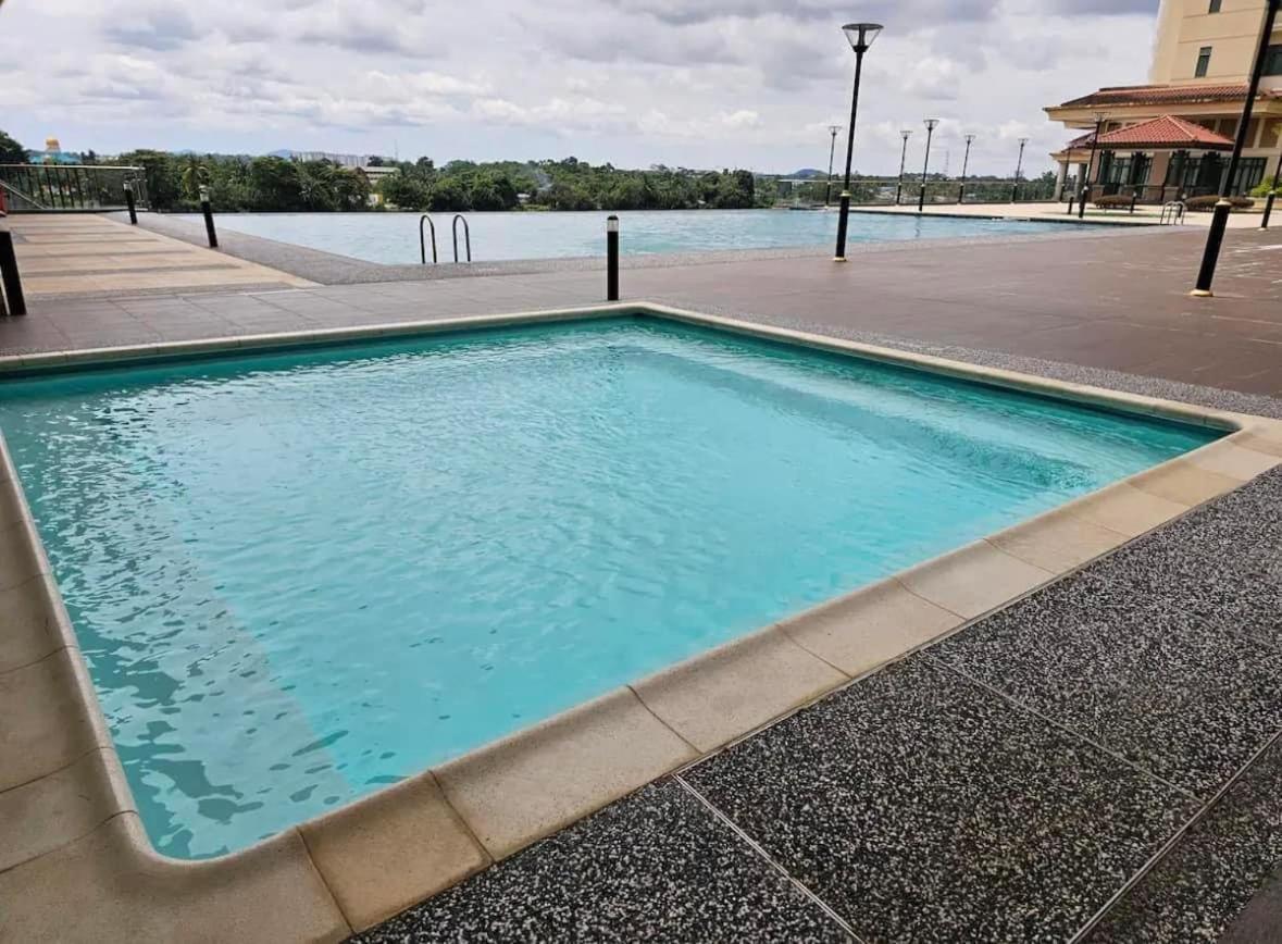 Apartment Ar Riverine 2 King Kuching