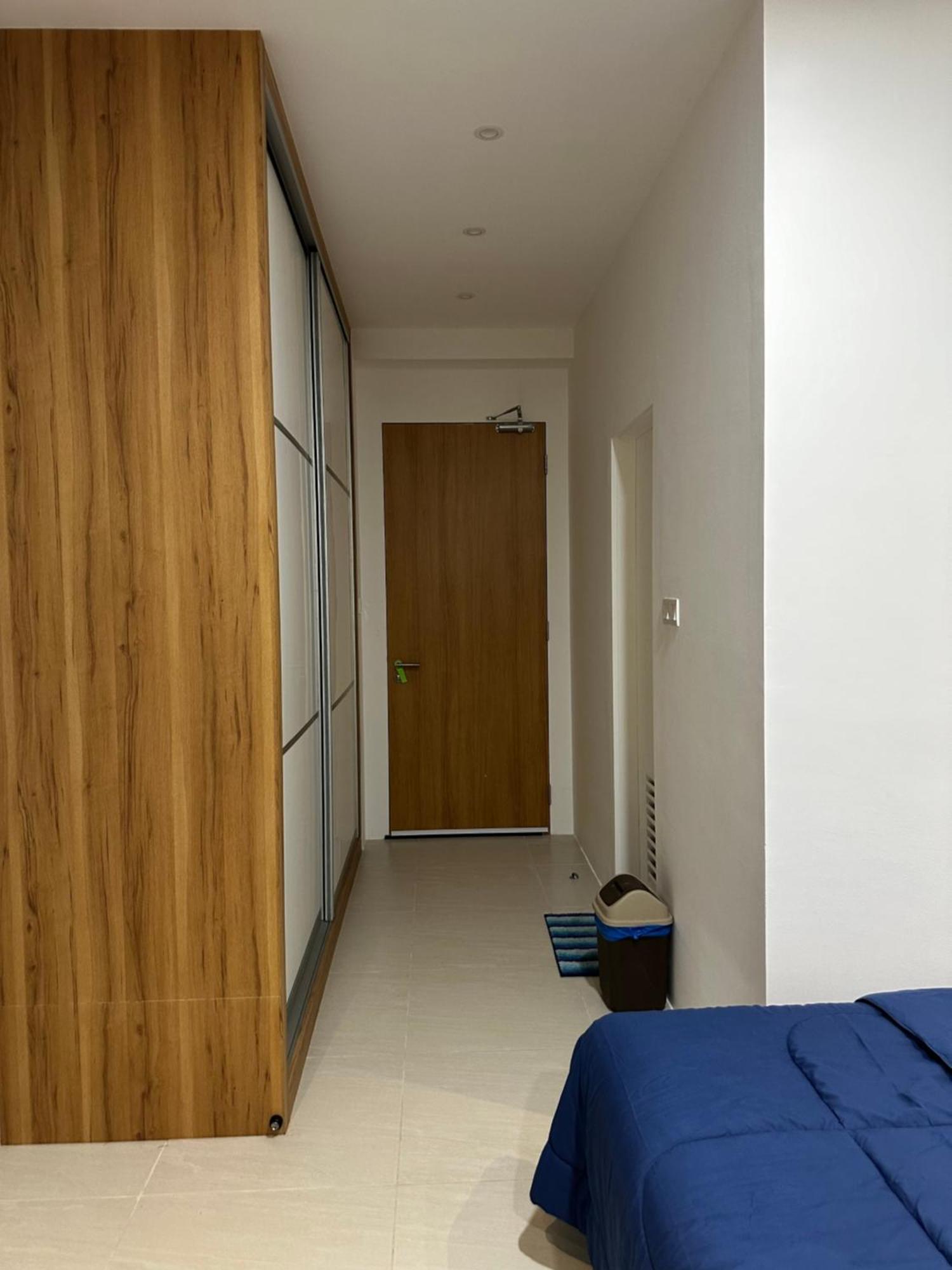 Ar Riverine 2 King Apartment